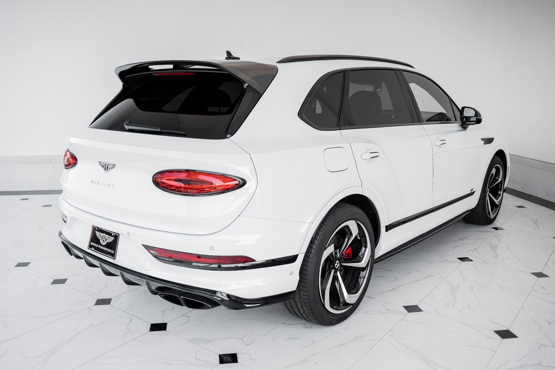 New-2022-Bentley-Bentayga-V8