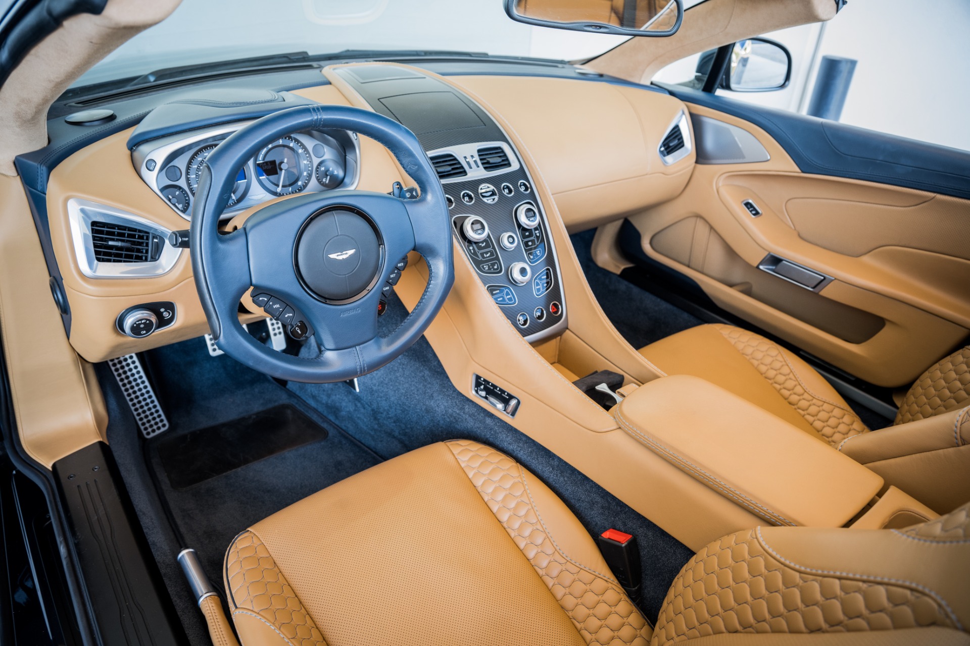 Aston Martin One 77 Black Interior