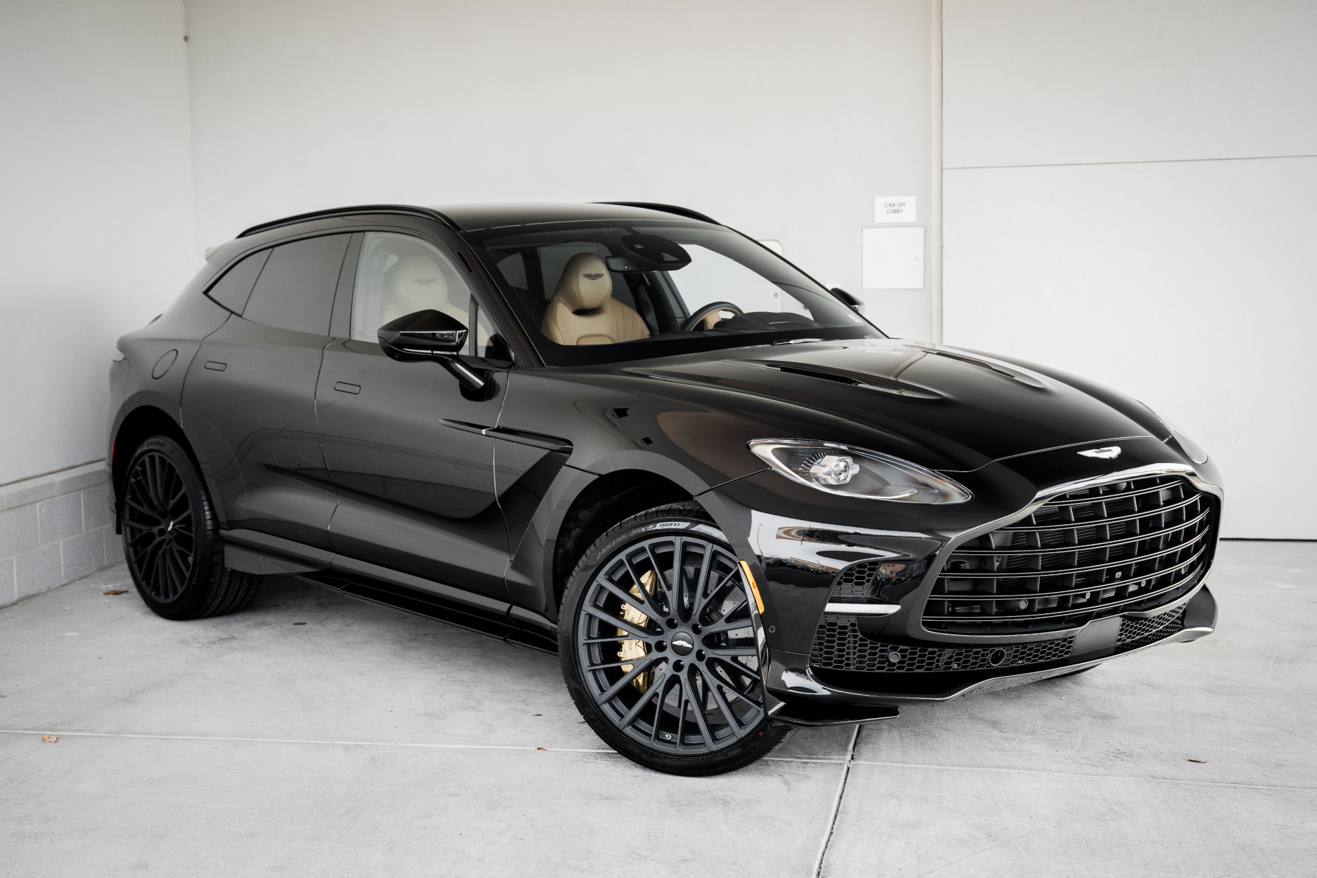 Geana　DBC-VK122　DBX-J123 New 2023 Aston Martin DBX 707 For Sale (Sold) | Exclusive
