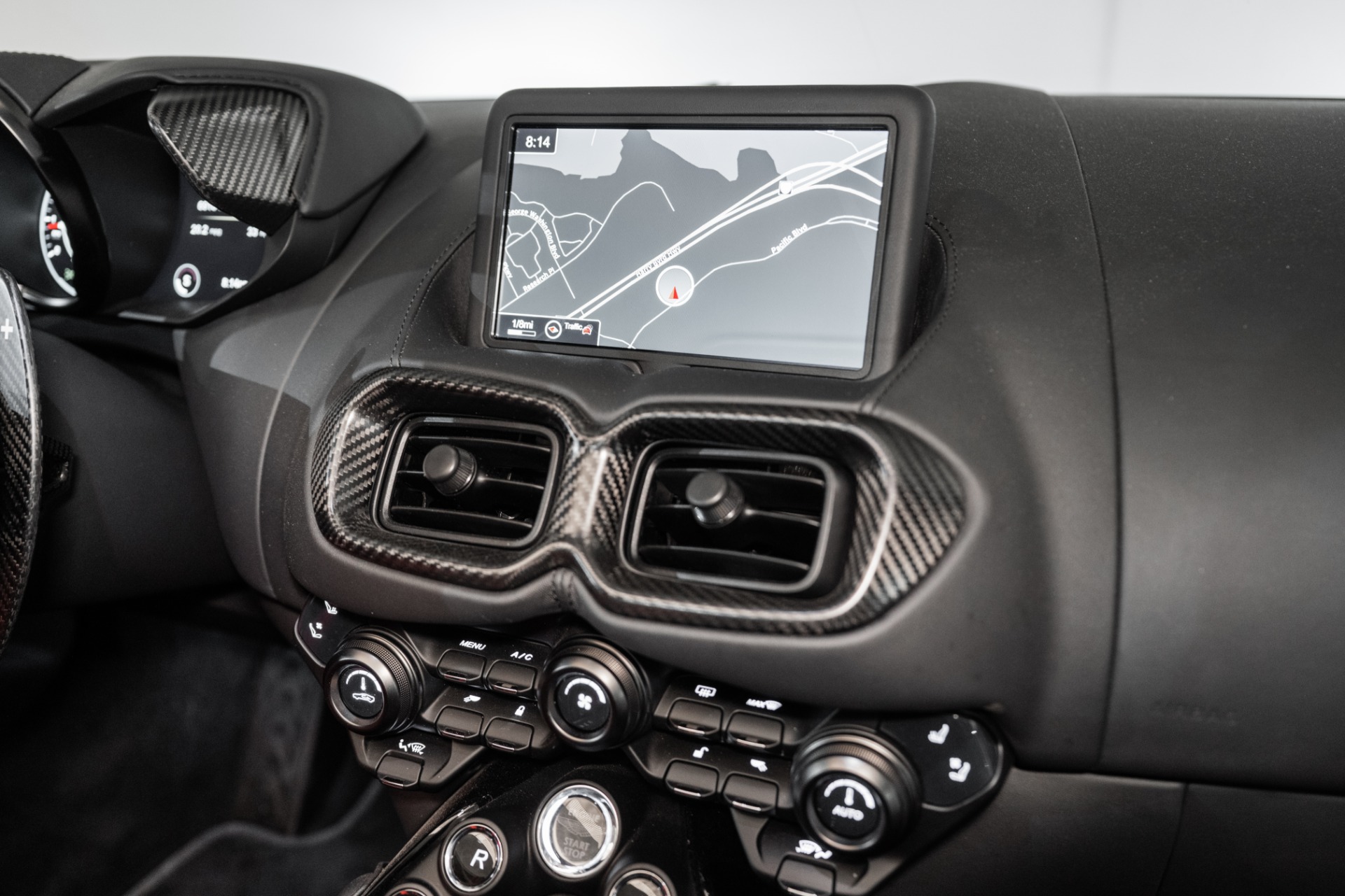 新車外し　Aston Martin Vantage Display Unit Used 2023 Aston Martin Vantage V8 Convertible For Sale | Aston