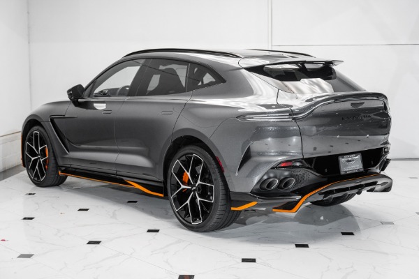 Aston Martin DBX セーフティカー 2021 The 2021 Aston Martin DBX: Luxury And Power Combined