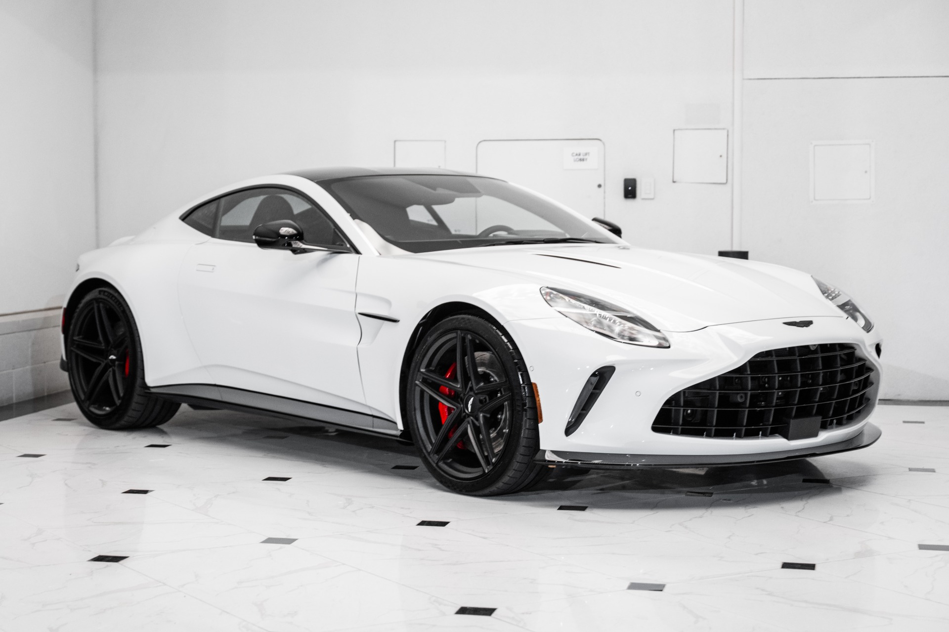 New 2025 Aston Martin Vantage For Sale ($1,195) | Aston Martin
