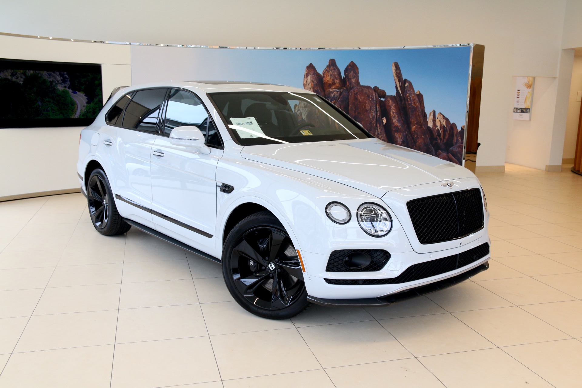 2018 Bentley Bentayga W12 Black Edition Stock 8n018691 For